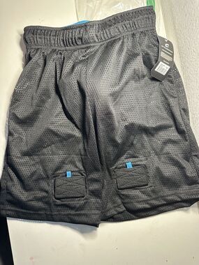 Champro Youth Medium Shorts + cup
